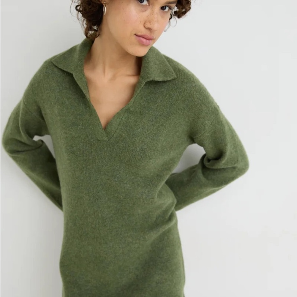 Abercrombie & Fitch Notch-Neck Mini Dress – Size Small (Never Worn)